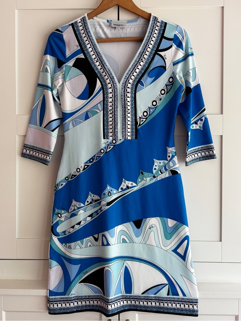 Emilio Pucci Blue Printed Silk Jersey Dress Size 36